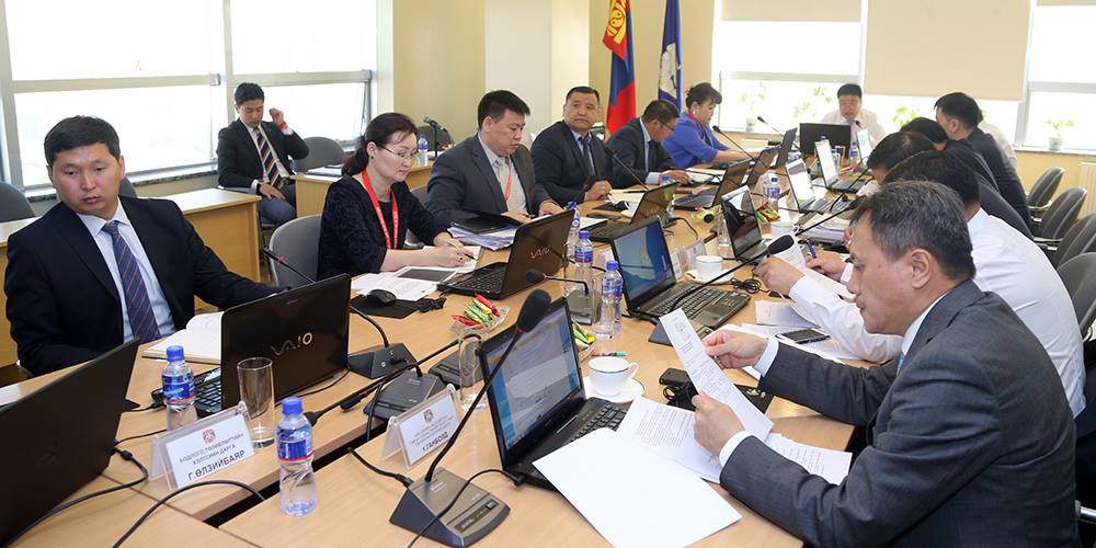Хотын дарга газар чөлөөлөх ажлаа эрчимжүүлэхийг үүрэг болгов