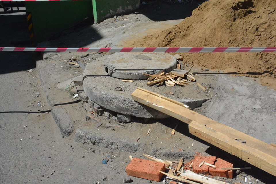 Зөрчилтэй барилгуудыг буулгаж эхэллээ